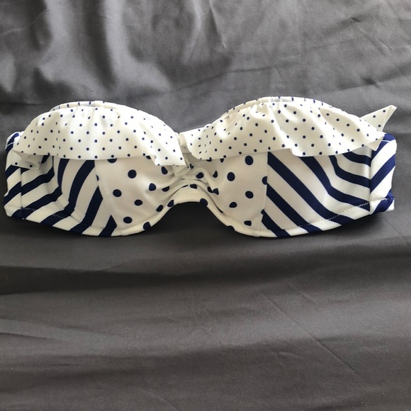 🌻❄️🍀🌸Navy blue VS bikini top🌸🍀❄️🌻 - Picture 1 of 5